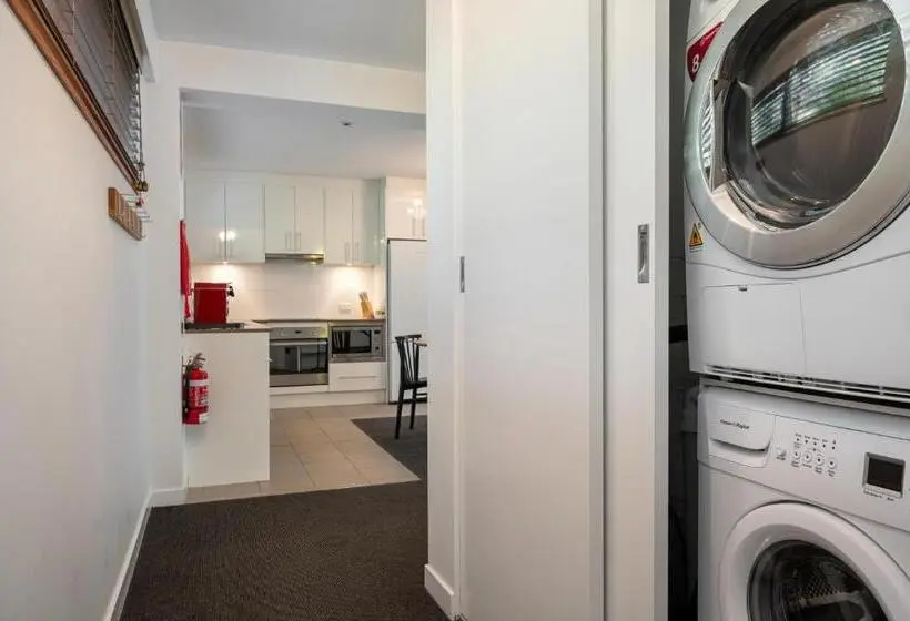 １ベッドルームアパートメント, Snowgoose Apartments