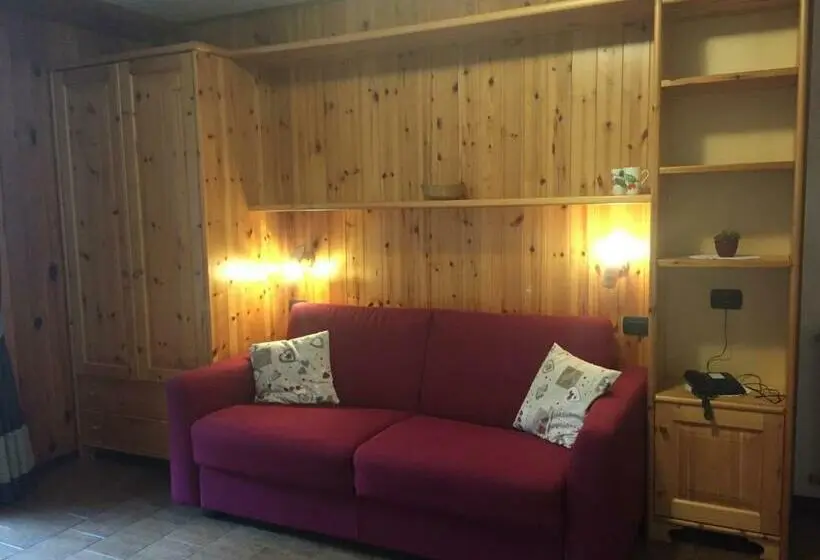 スタンダードスタジオ, Chalet Bucaneve