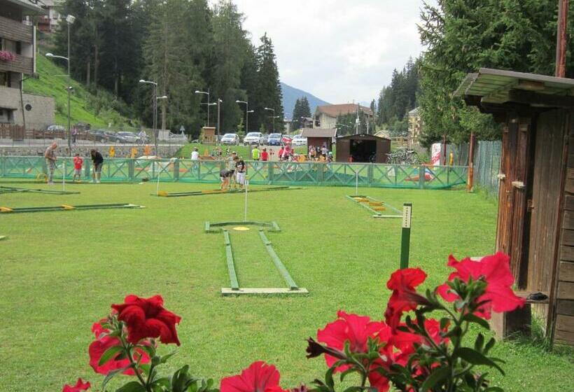 スタンダードスタジオ, Chalet Bucaneve