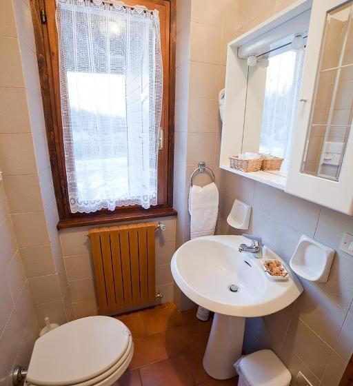 スタンダードスタジオ, Chalet Bucaneve