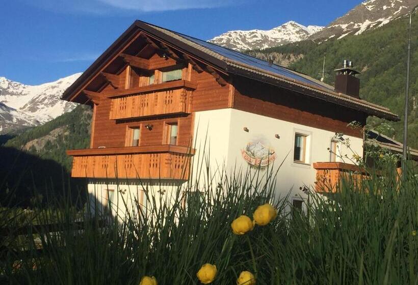 スタンダードスタジオ, Chalet Bucaneve