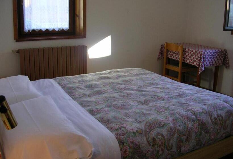 １階の１ベッドルームアパートメント, Chalet Bucaneve