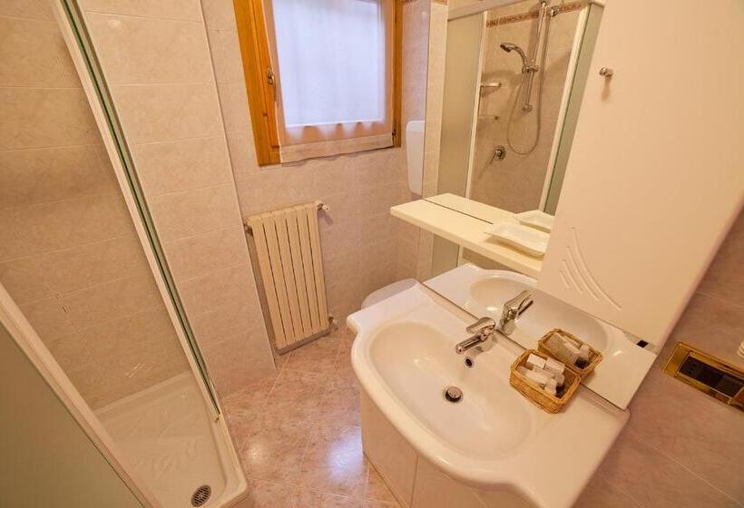 庭の見える１ベッドルームアパートメント, Chalet Bucaneve