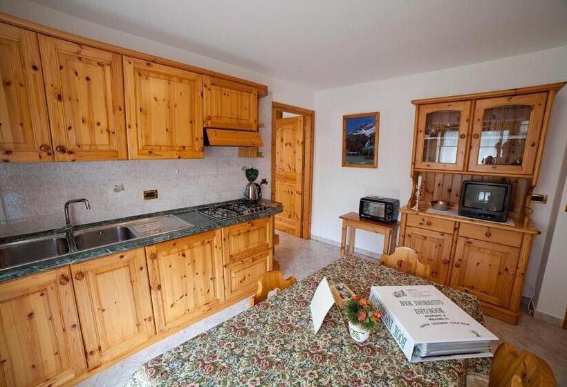 バルコニー付き１ベッドルームアパートメント, Chalet Bucaneve