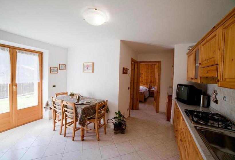 景色の見える一ベッドルームアパートメント, Chalet Bucaneve