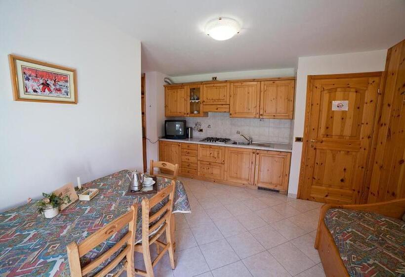آپارتمان 1 خوابه با چشم‌انداز, Chalet Bucaneve