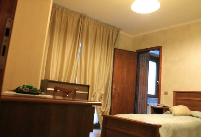 スタンダードルーム, Alice Affittacamere