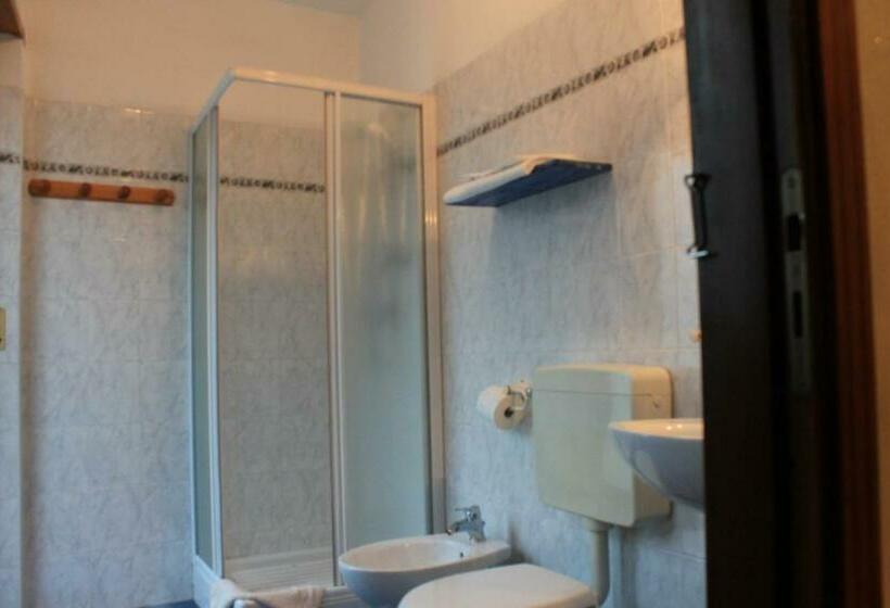 スタンダードルーム, Alice Affittacamere