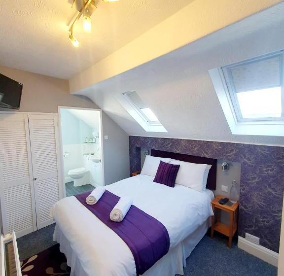 غرفة قياسية, Cleave Court Guest House