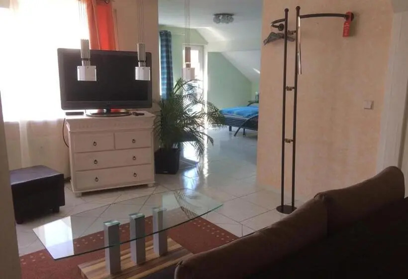 اتاق خانوادگی, Pension Gerber