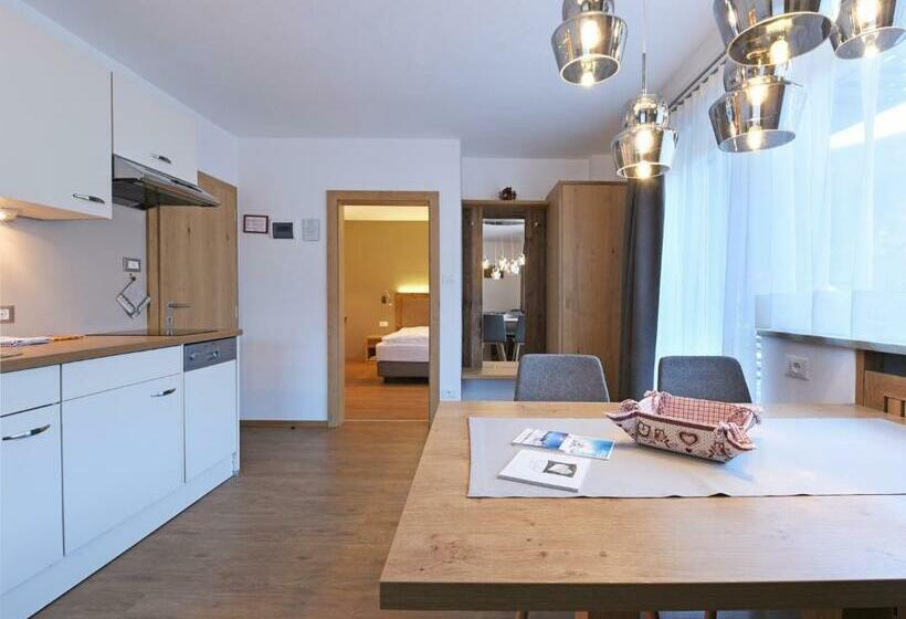 Апартаменты 1 Спальня, Residence Hotel Fever