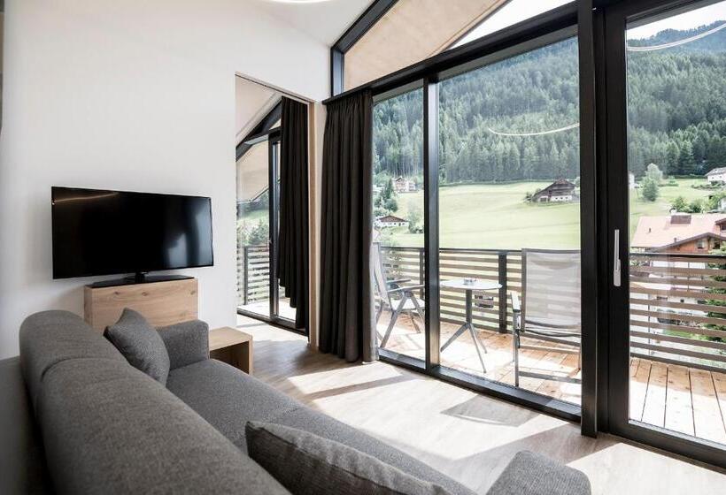 1 Bedroom Penthouse Apartment, Residence Hotel Fever