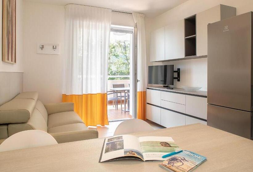 Апартаменты 2 Спальни, Residence Serenissima