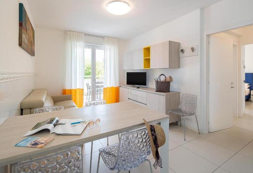 带2个卧室的高级公寓, Residence Serenissima