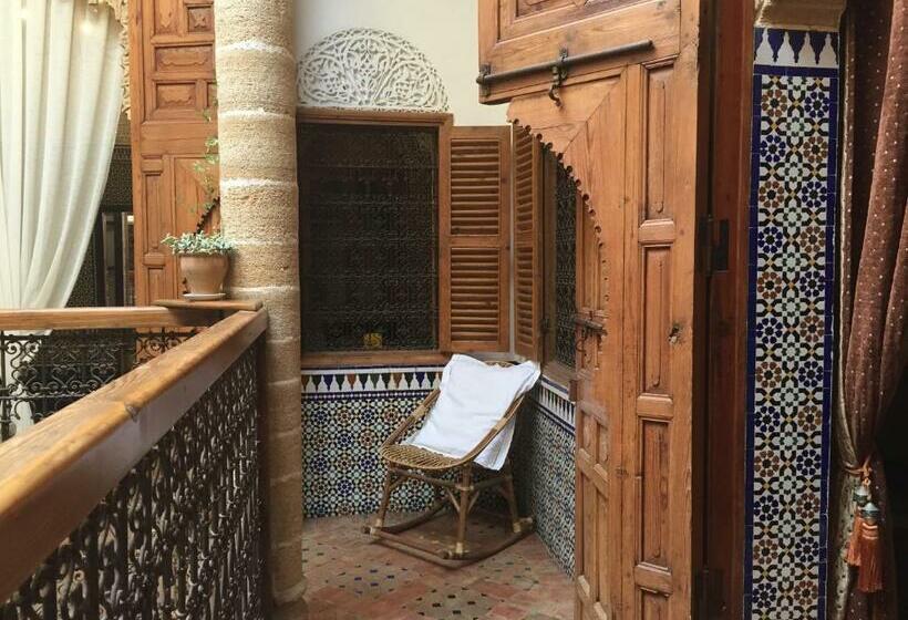 Номер Стандарт, Riad Marhaba