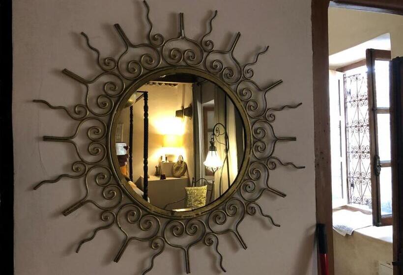 سوییت خانوادگی, Riad Marhaba