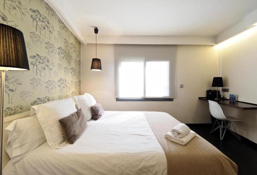 اتاق لوکس, Barcelona Fifteen Central Apart