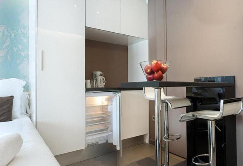 اتاق لوکس, Barcelona Fifteen Central Apart