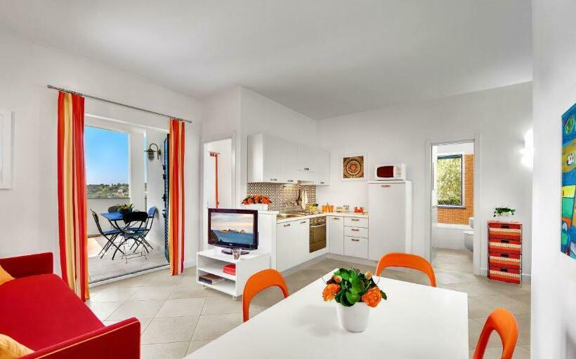 דירת 2 חדרים נוף לים, Le Capannelle