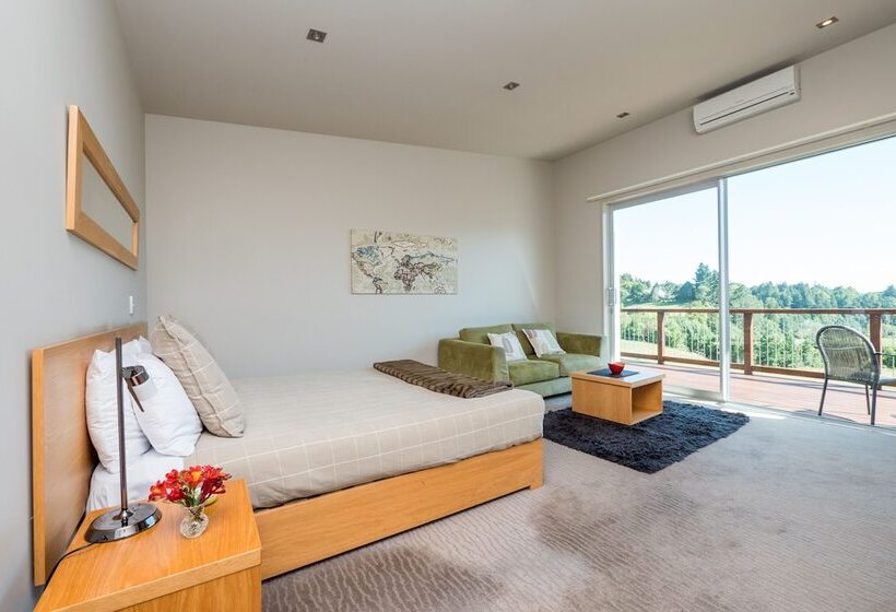 סטודיו סטנדרט, מיטה זוגית, One Burgess Hill