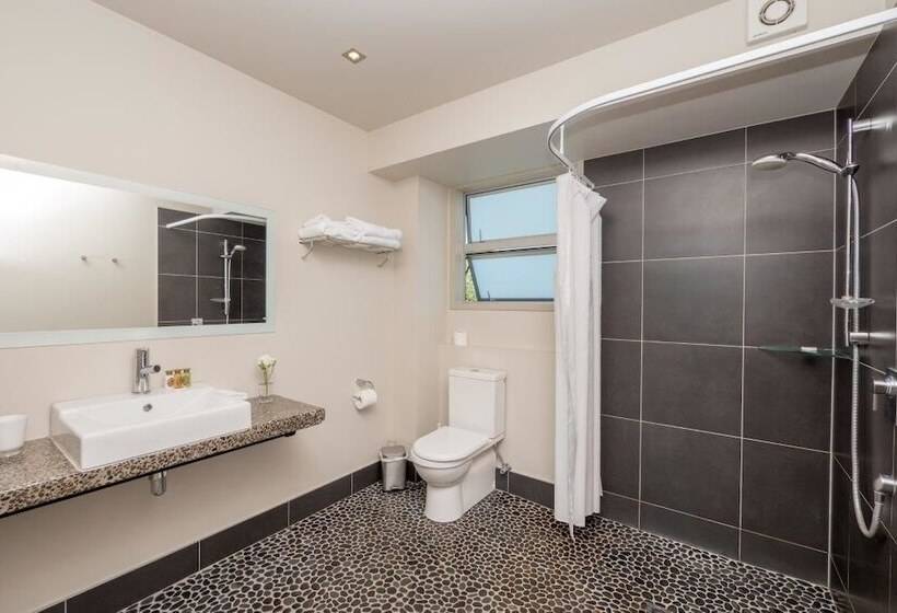 Студия Классика, One Burgess Hill