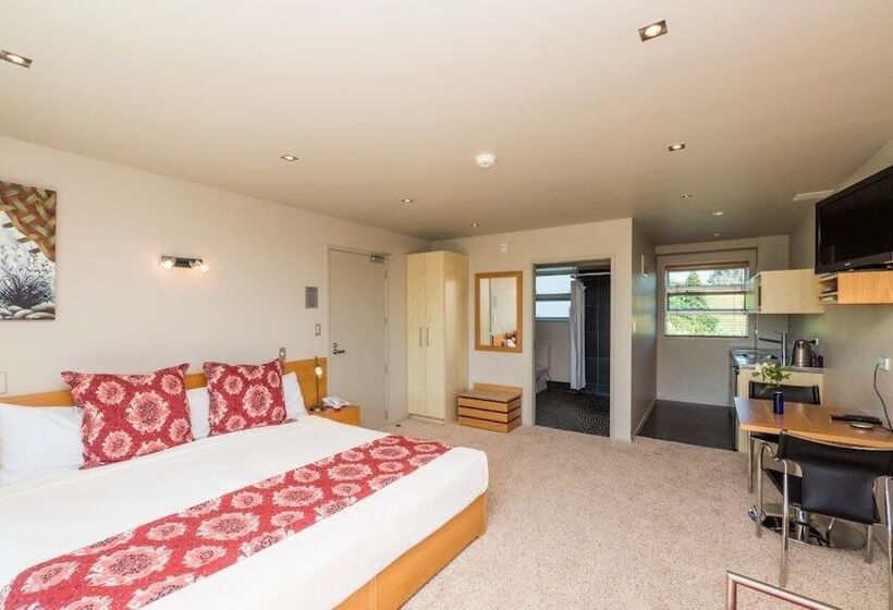 סטודיו קלאסי, One Burgess Hill