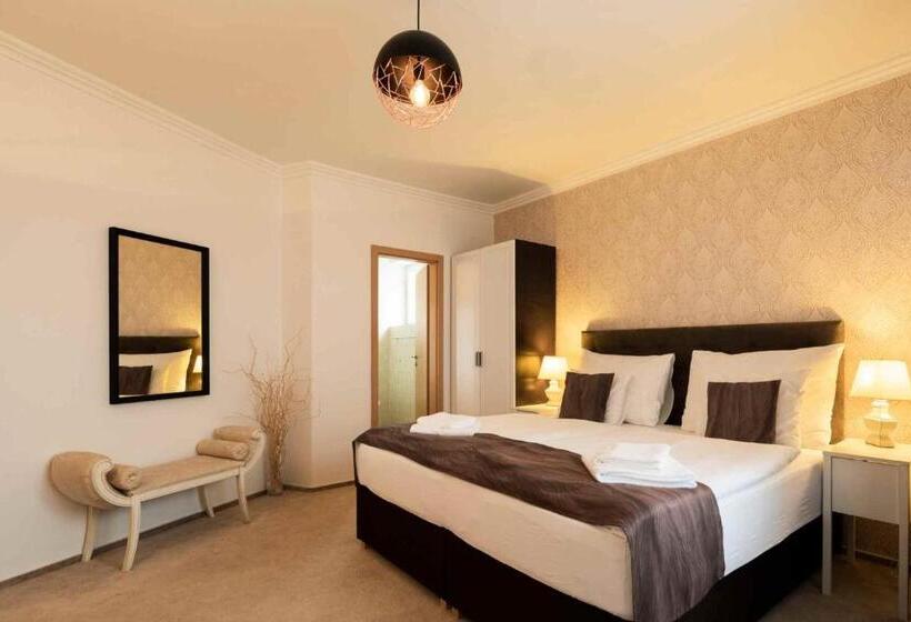 اتاق سوپریور, Penzion Uno