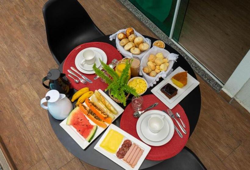 带阳台的三人标准间, Pousada Cristalmar