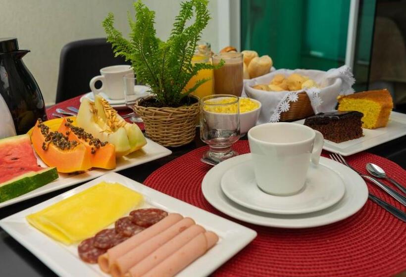 带阳台的三人标准间, Pousada Cristalmar