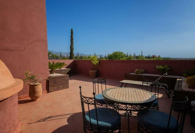 سوییت, Riad Al Riadinou