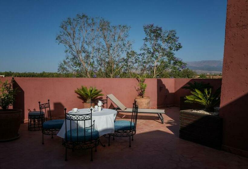 سوییت, Riad Al Riadinou