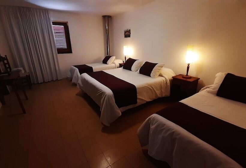 اتاق استاندارد سه نفره, Hosteria Del Pescador