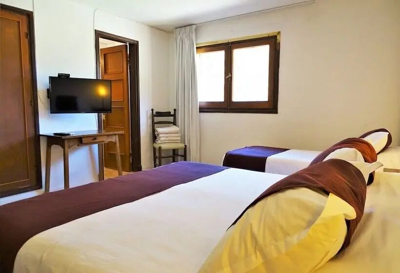اتاق استاندارد سه نفره, Hosteria Del Pescador