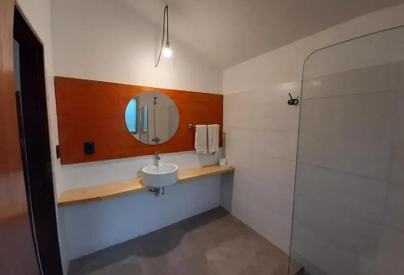 خانه 2 خوابه, Hosteria Del Pescador