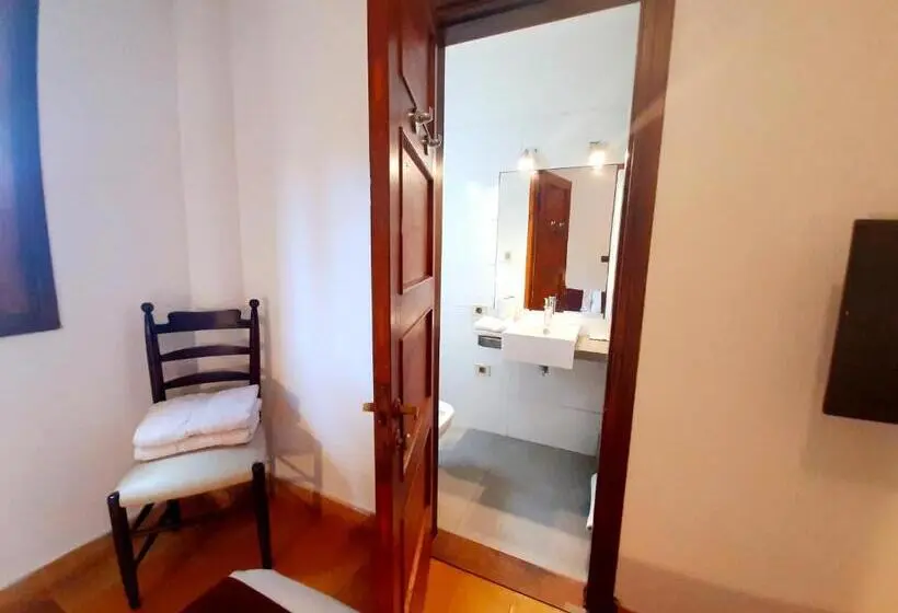 اتاق اکونومی, Hosteria Del Pescador
