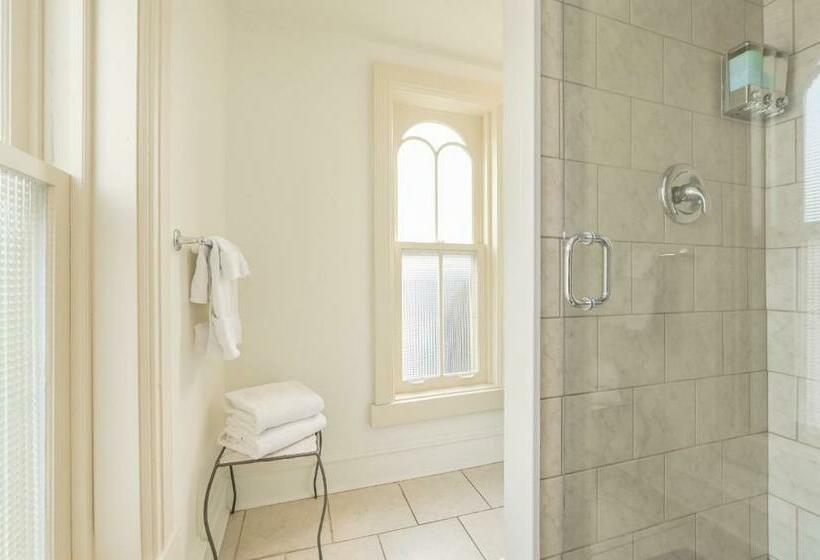 Standard Værelse King Size Seng, St Andrew Suites