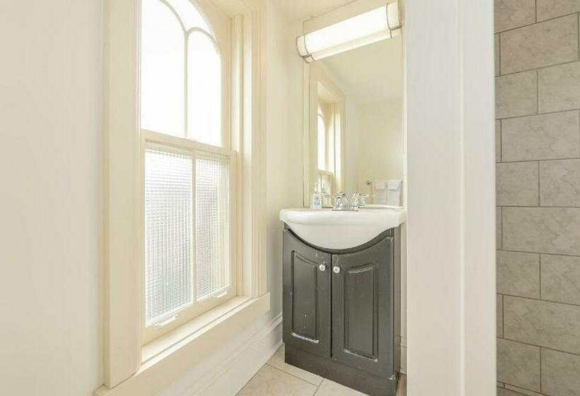 Standard Værelse King Size Seng, St Andrew Suites