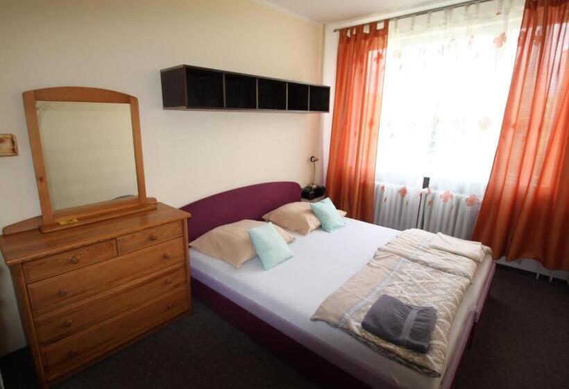 １ベッドルームアパートメント, Garni