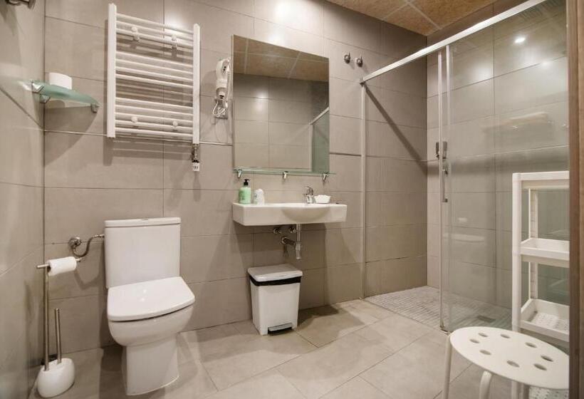 اتاق استاندارد اینتریور, Hostal House