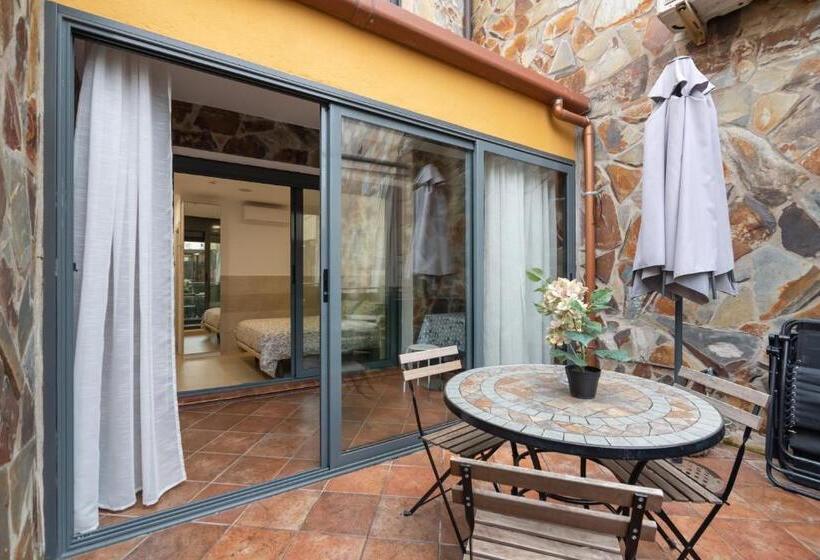 اتاق استاندارد با تراس, Hostal House