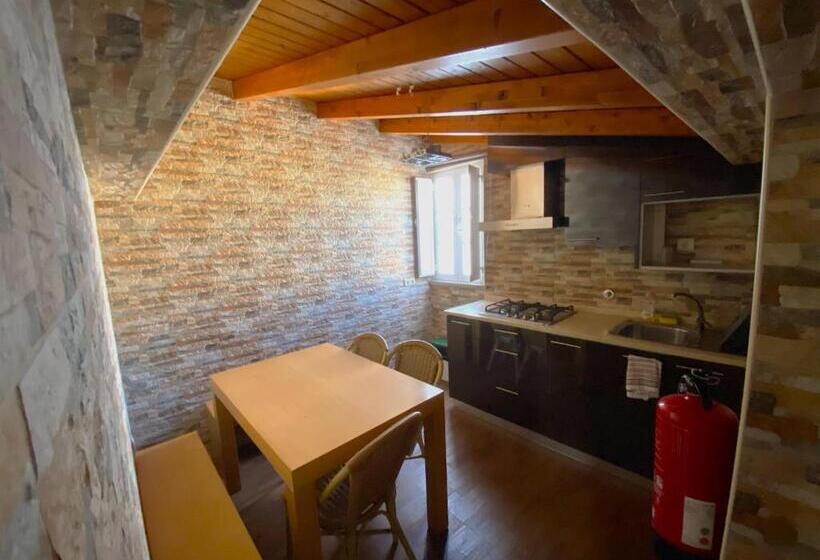 סטודיו משפחתי, Na Crista Da Onda