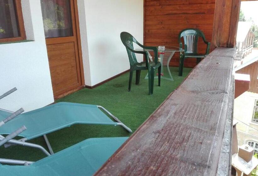 バルコニー付きスタンダードルーム, New Aosta Garden