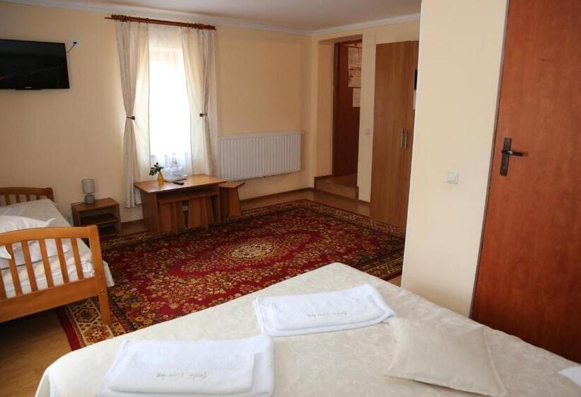 スタンダードトリプルルーム, New Aosta Garden