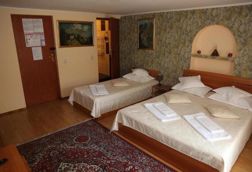 スタンダードトリプルルーム, New Aosta Garden