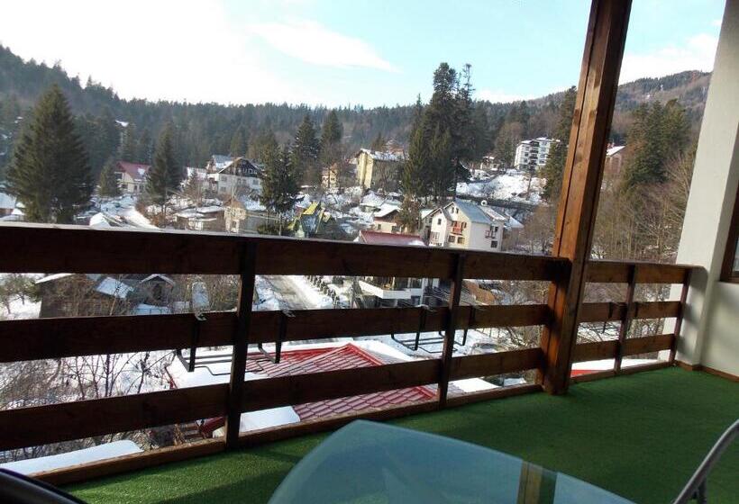 غرفة قياسية مزوَّدة بشُرفة, New Aosta Garden