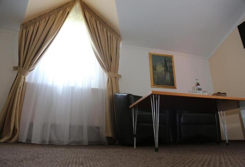 バルコニー付きスタンダードルーム, New Aosta Garden