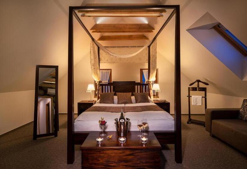 شقة ديلوكس غرفتين نوم, Bílý Jednorožec