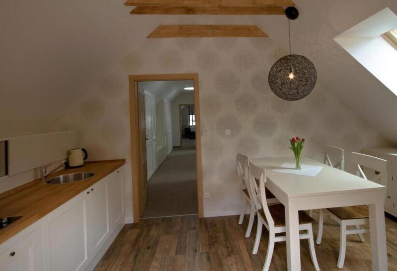 شقة ديلوكس غرفتين نوم, Bílý Jednorožec