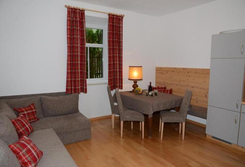 带2个卧室的公寓, Villa Grünewald