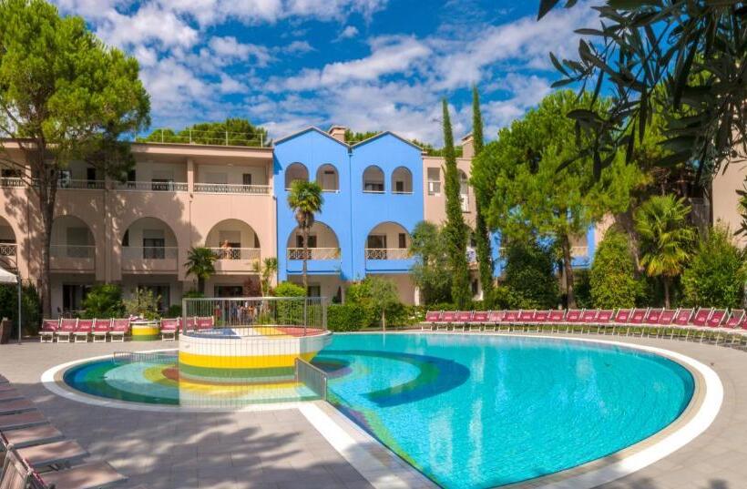 Апартаменты 1 Спальня, Villaggio Mare Blu